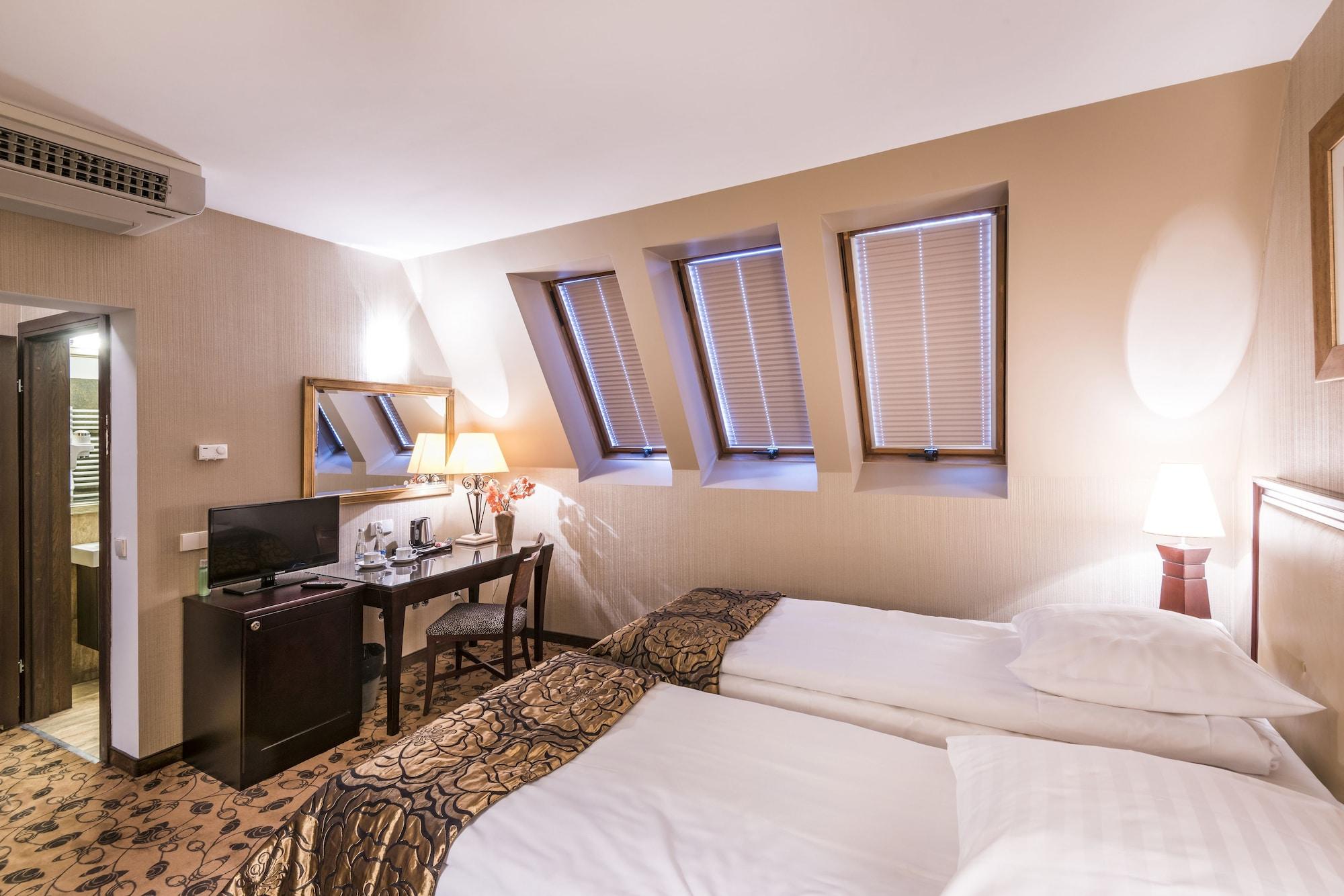 Great Polonia Krakow Kazimierz Aparthotel Ngoại thất bức ảnh