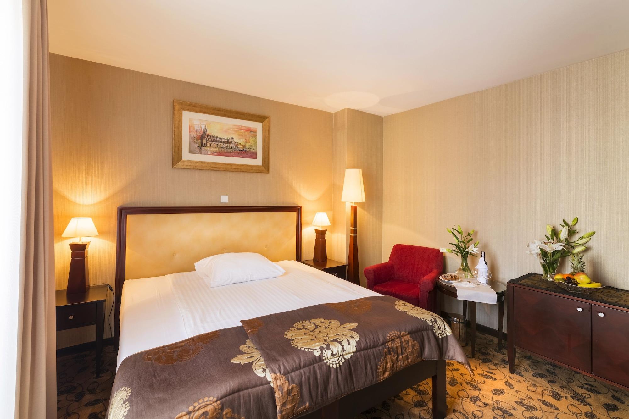 Great Polonia Krakow Kazimierz Aparthotel Ngoại thất bức ảnh