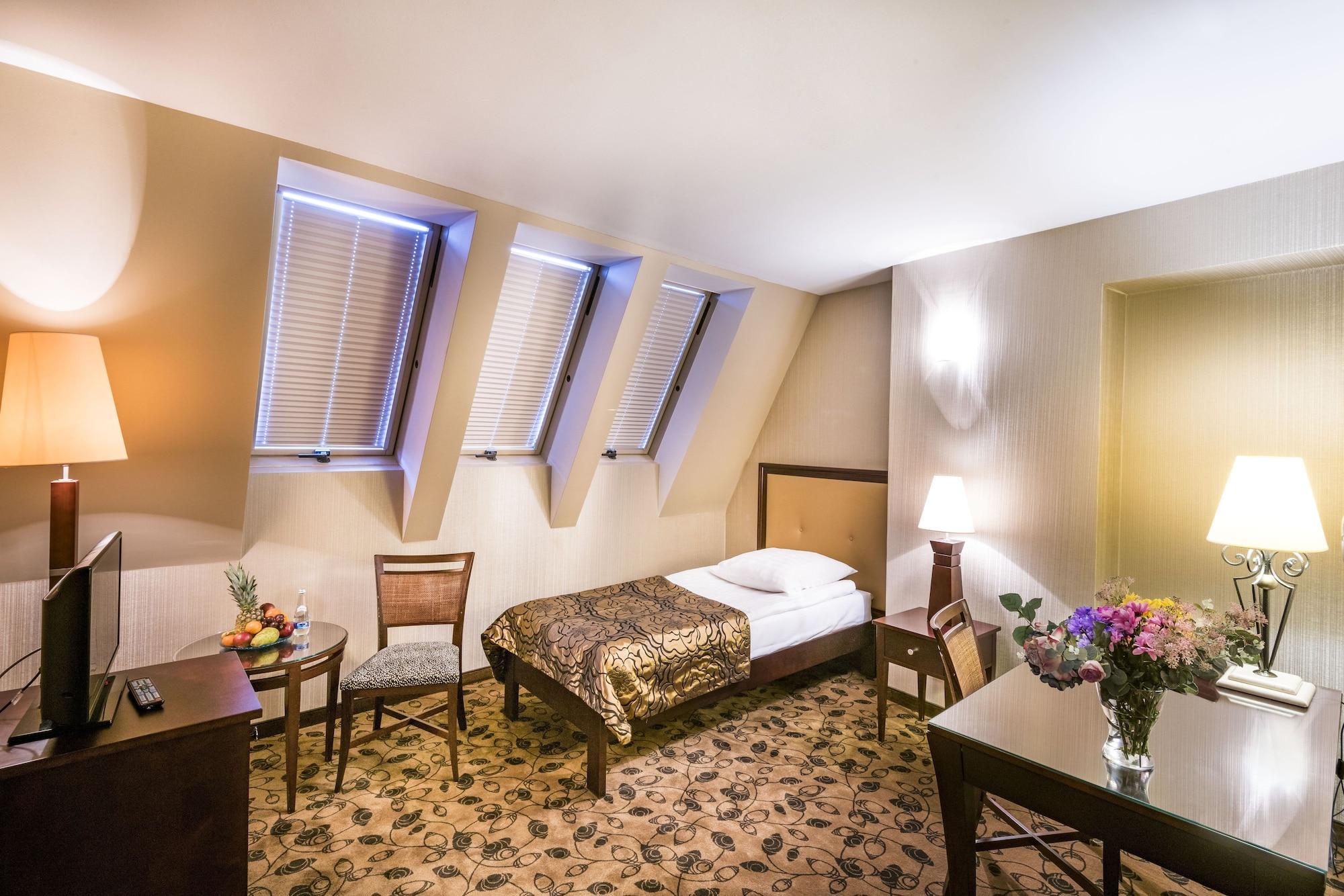 Great Polonia Krakow Kazimierz Aparthotel Ngoại thất bức ảnh