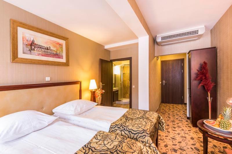 Great Polonia Krakow Kazimierz Aparthotel Ngoại thất bức ảnh