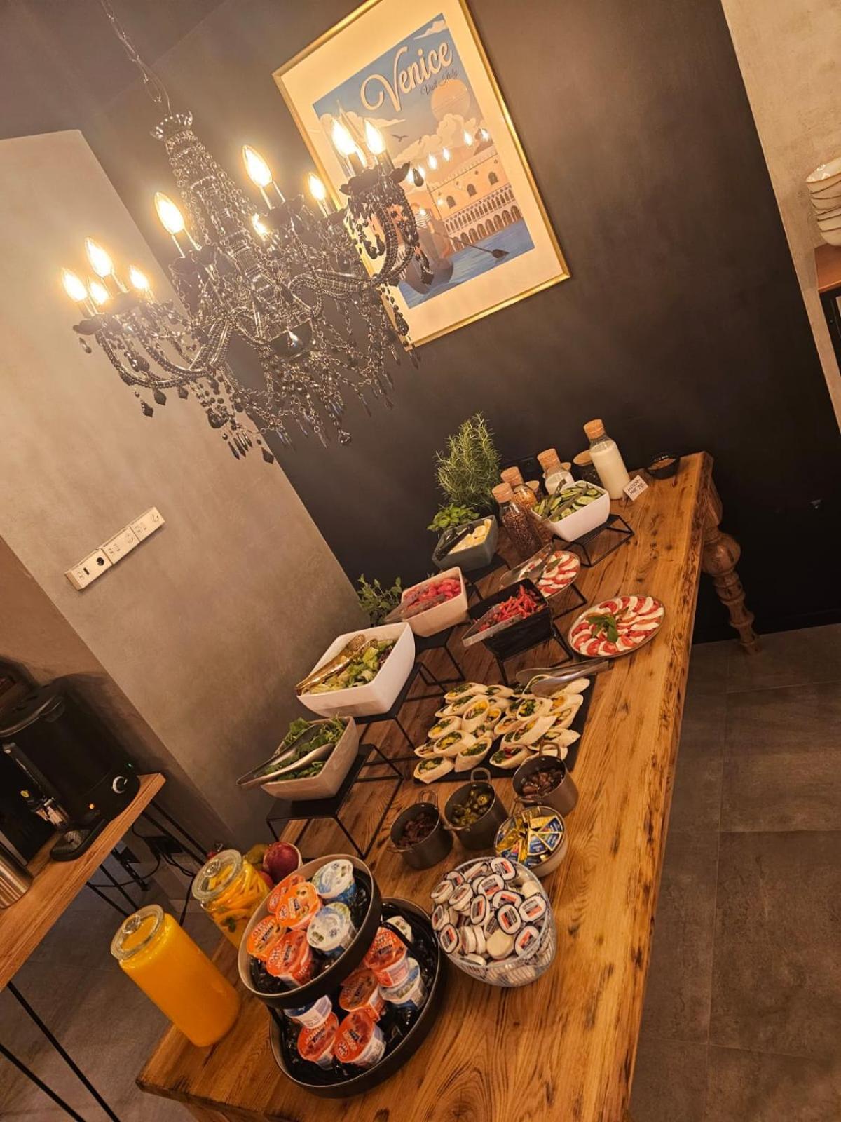 Great Polonia Krakow Kazimierz Aparthotel Ngoại thất bức ảnh